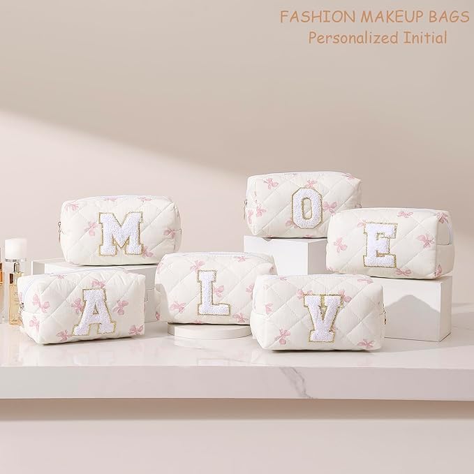 Gleyemor Personalized Initial Makeup Bag for Women, Cute Quilted Pink Floral Cotton Cosmetic Bag, Christmas Gifts for Her Mom Friend Sister Bridesmaid Teacher Women Q