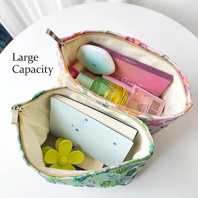 STARDW Aesthetic Floral Makeup Bag Cute Small Cosmetic Bags for Women Girls, Travel Toiletry Bag Large Capacity Zipper Makeup Pouch, Purse Organizer Pouches (Green Flowers)