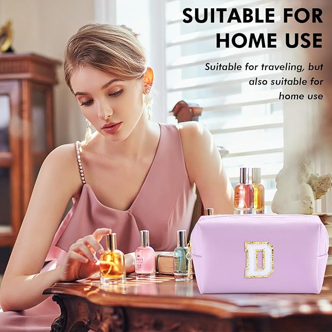 Gifts for Girls Initial Makeup Bag Personalized Cosmetic Bag with Zipper Cute Travel Toiletry Bag Waterproof PU Preppy Makeup Pouch Birthday Gift for Teen Girls Women(Purple D)