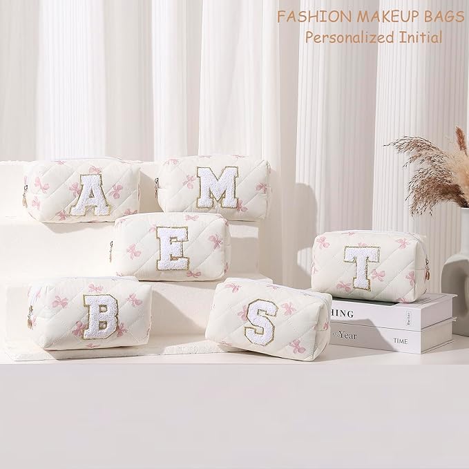 Gleyemor Personalized Initial Makeup Bag for Women, Cute Quilted Pink Floral Cotton Cosmetic Bag, Christmas Gifts for Her Mom Friend Sister Bridesmaid Teacher Women M