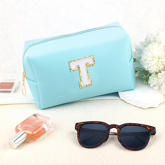 Gifts for Girls Initial Makeup Bag Personalized Cosmetic Bag with Zipper Cute Travel Toiletry Bag Waterproof PU Preppy Makeup Pouch Birthday Gift for Teen Girls Women(Blue T)