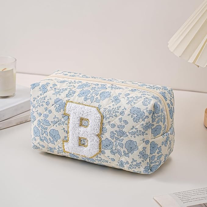 JOVAKIT Alphabet Makeup Bag Cosmetic Bag for Women, Christmas Gifts for Girls Age 6-18, Floral Flowers Coquette Travel Toiletry Zipper Make Up Pouch Organizer Trendy Stuff (Blue Floral B)