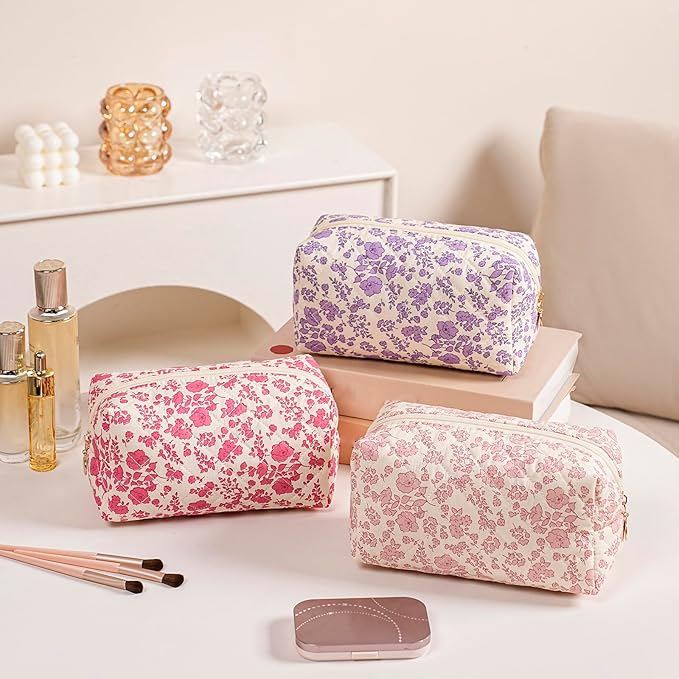 JOVAKIT Square Makeup Bag Cute Cosmetic Bag for Women, Floral Coquette Aesthetic Toiletry Bag, Zipper Make Up Pouch, Travel Make Up Organizer Bag (Bright Red Floral)