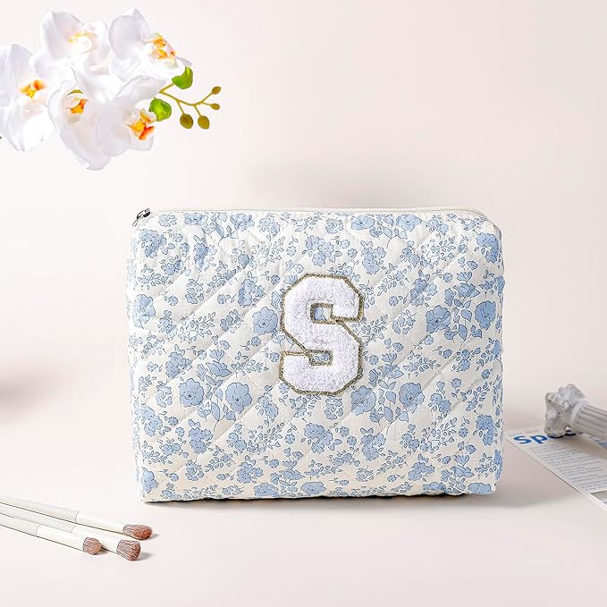 Alphabet Makeup Bag Cosmetic Bag for Women, Christmas Gifts for Age 11-18, Personalized Floral Coquette Travel Bag, Trendy Stuff Zipper Make Up Pouch Organizer Bag (Blue Floral S)