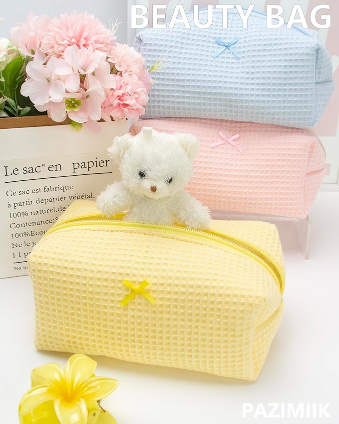 PAZIMIIK Cozy Makeup Bag Travel Cosmetic Bag for Women Soft Toiletry Bag Aesthetic Makeup Organizer Portable Large Zipper Pouch for Skincare Beauty Accessories Brushes Waffle Check Yellow
