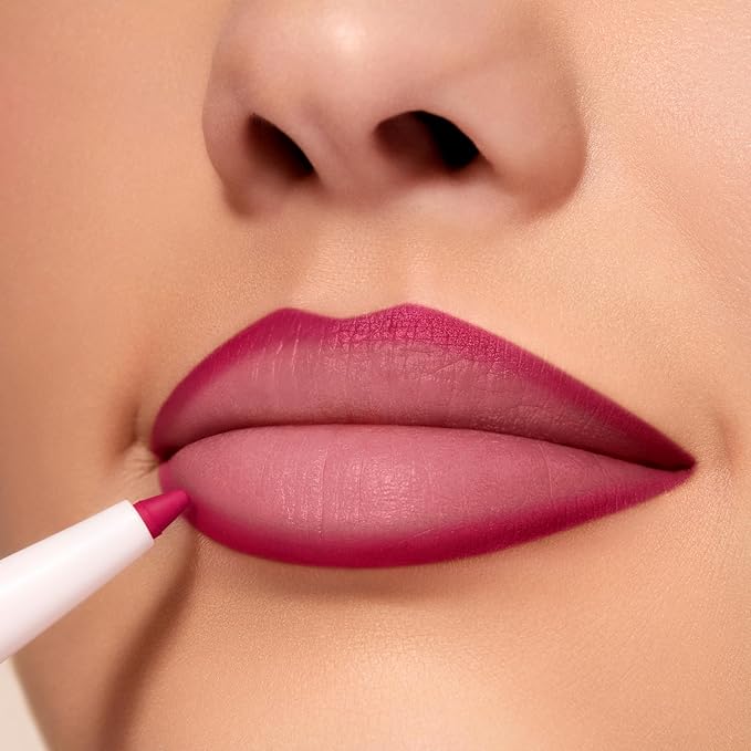 Pupa Milano Vamp! Creamy Duo, 004 Light Rose, 1 Pc - 2 in 1 Lipstick and Lip Pencil - Long Lasting - Lightweight - No-Transfer - Smooth Texture - Highly Pigmented