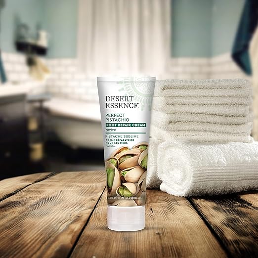 Desert Essence Organics Foot Repair Cream, Pistachio, 3.5 Oz