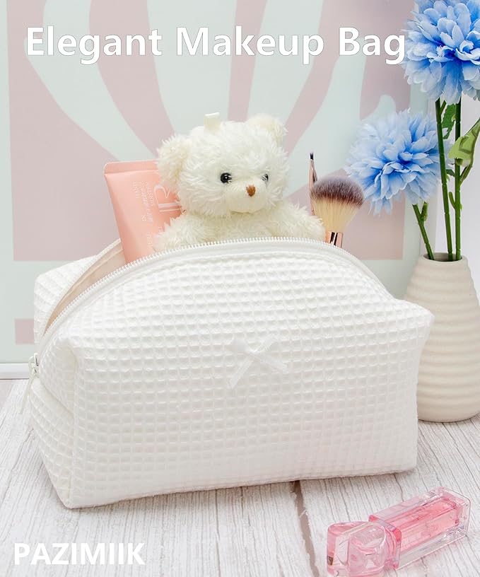 PAZIMIIK 2PCS Cozy Makeup Bag Travel Cosmetic Bag for Women Soft Toiletry Bag Aesthetic Makeup Organizer Portable Large Zipper Pouch for Skincare Beauty Accessories Brushes Waffle Check Cream White
