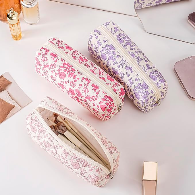 Cute Floral Cotton Makeup Brush Cosmetic Bag for Women, Travel Quilted Zipper Make Up Bag, Flowers Toiletry Organizer Case Kawaii Makeup Cosmetic Travel Cloth Pouch (Blue+Big Purple Floral)